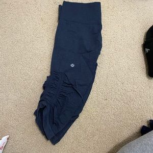 Lululemon cropped leggings